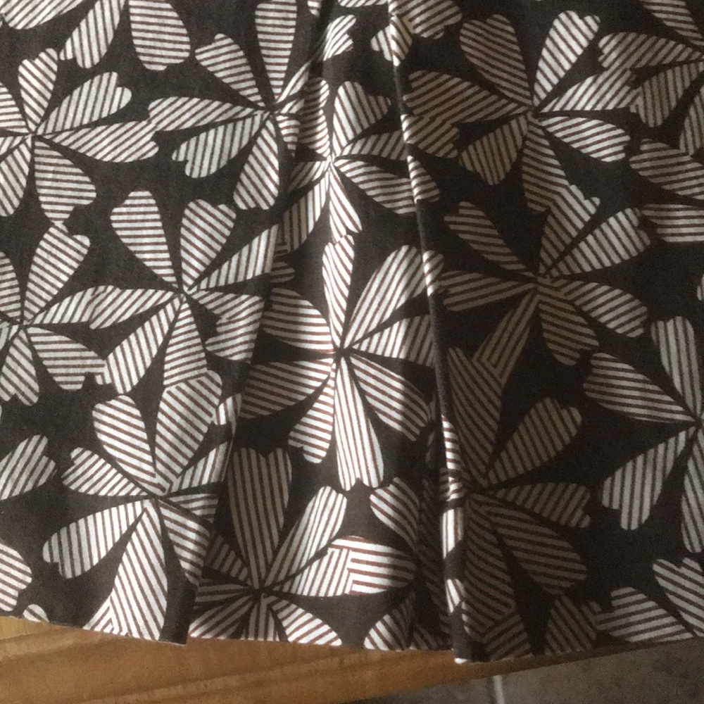 NWOT Willi Smith - Lovely Brown/cream abstract pattern midi skirt, Size:… - Picture 6 of 6